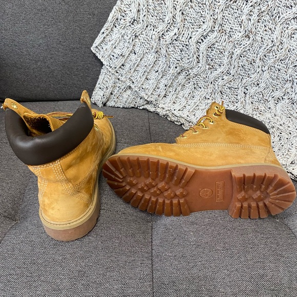 Timberland Boots - Picture 5 of 10